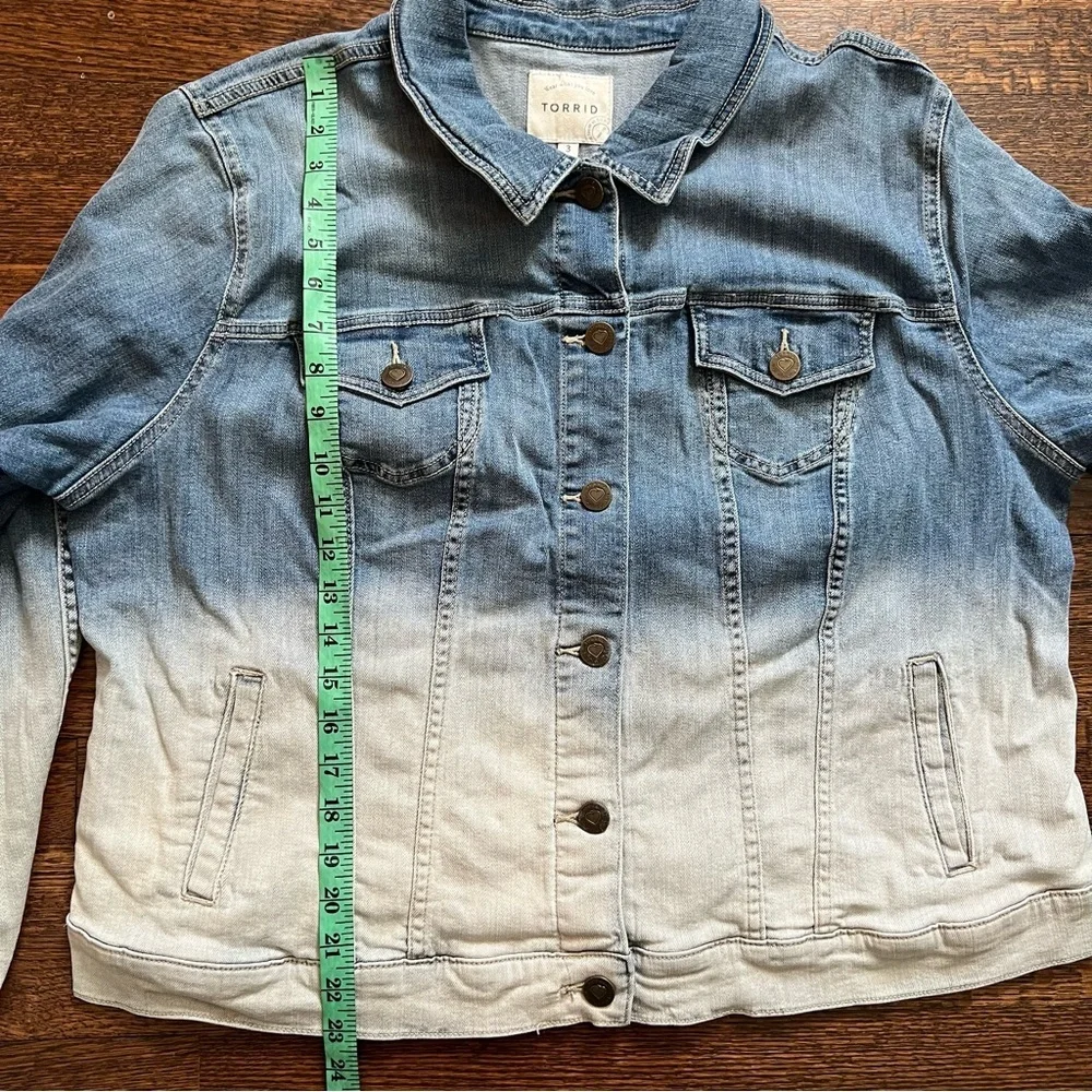 Torrid blue and white dip dye Jean jacket size 3X